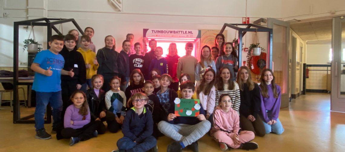 basisschool-de-molenwerf-doneert-teeltkart-aan-ISK-Bollenstreek