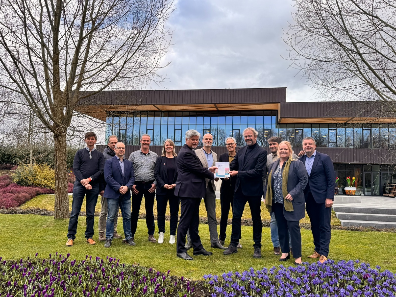 Overhandiging-eindrapportage-Regiocertificering-Greenport-Duin-en-Bollenstreek.jpg